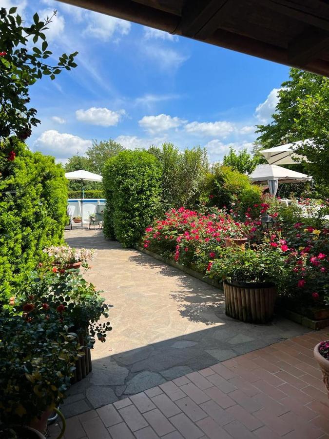 Casa Serenella B&B - Casa Vacanze Piazzola sul Brenta Exterior foto
